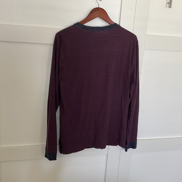 Volcom long sleeve red and Blue shirt - Picture 2 of 8